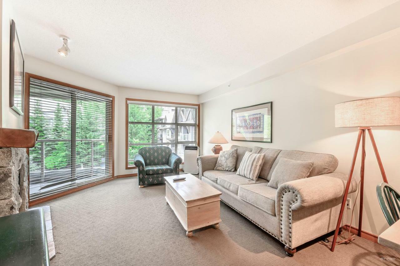 The Best Top Floor Ski-In/Ski-Out At The Aspens Whistler Exterior foto